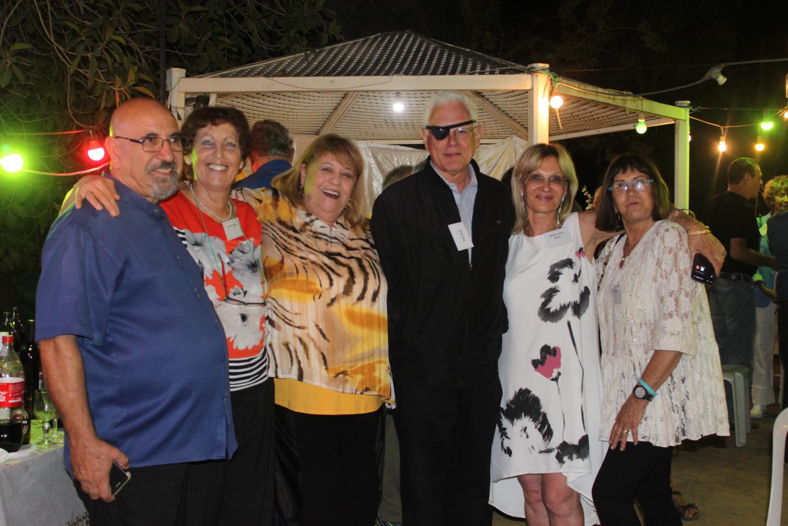 בוגרים המחזור התראו שוב לאחר 50 שנים (צילום: מיכל קרצמר- מונטל) 